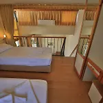 House Aparthotel 3*