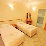 House Aparthotel
