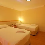 Aparthotel House 3*
