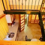 Aparthotel House