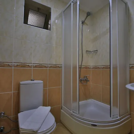 House Апарт-отель 3*