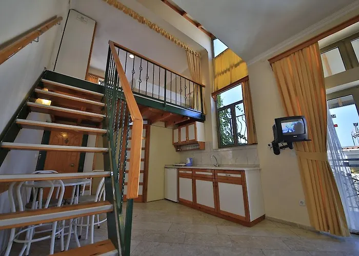 House Ξενοδοχείο με διαμερίσματα 3*