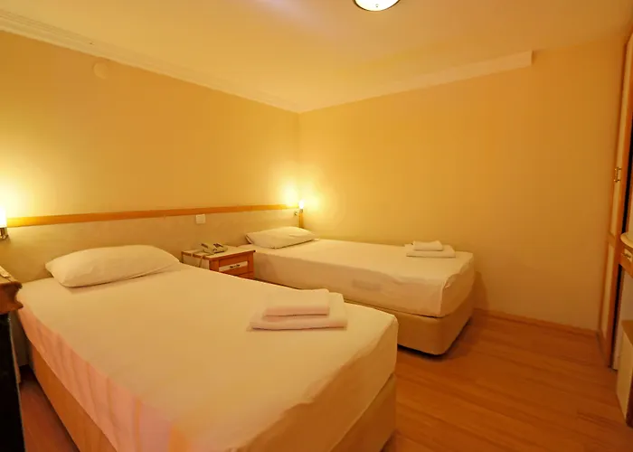 Ξενοδοχείο με διαμερίσματα House 3*