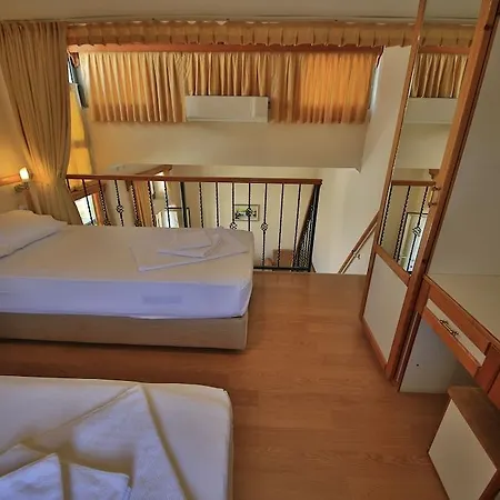 House 公寓式酒店 3*