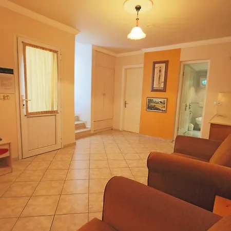 House Hotel de apartamente 3*