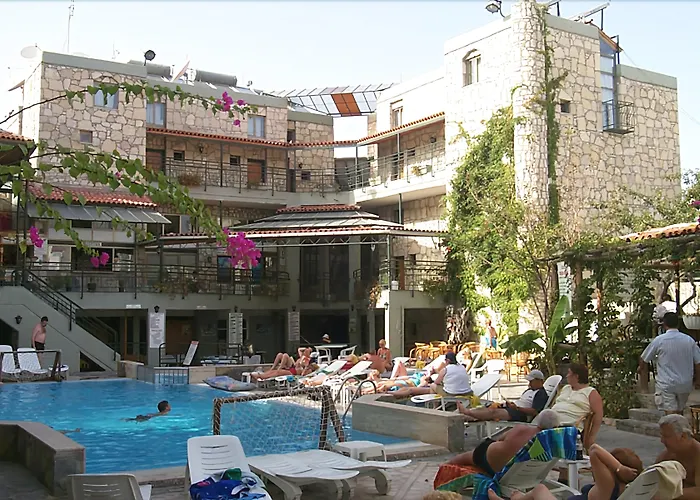 Hotel apartamentowy House 3*